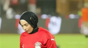 تتخطى سعر سيارة.. شنطة زوجة محمد صلاح تثير الجدل في أحدث ظهور لها 1